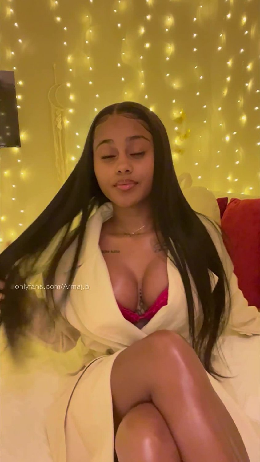 4rm4j.b - Porn Videos & Photos - EroMe