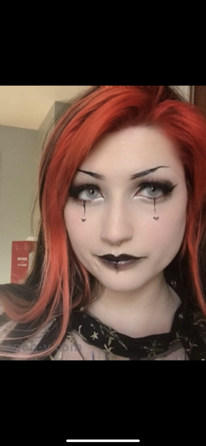 Pretty Emo Goth #v8zBVoBG