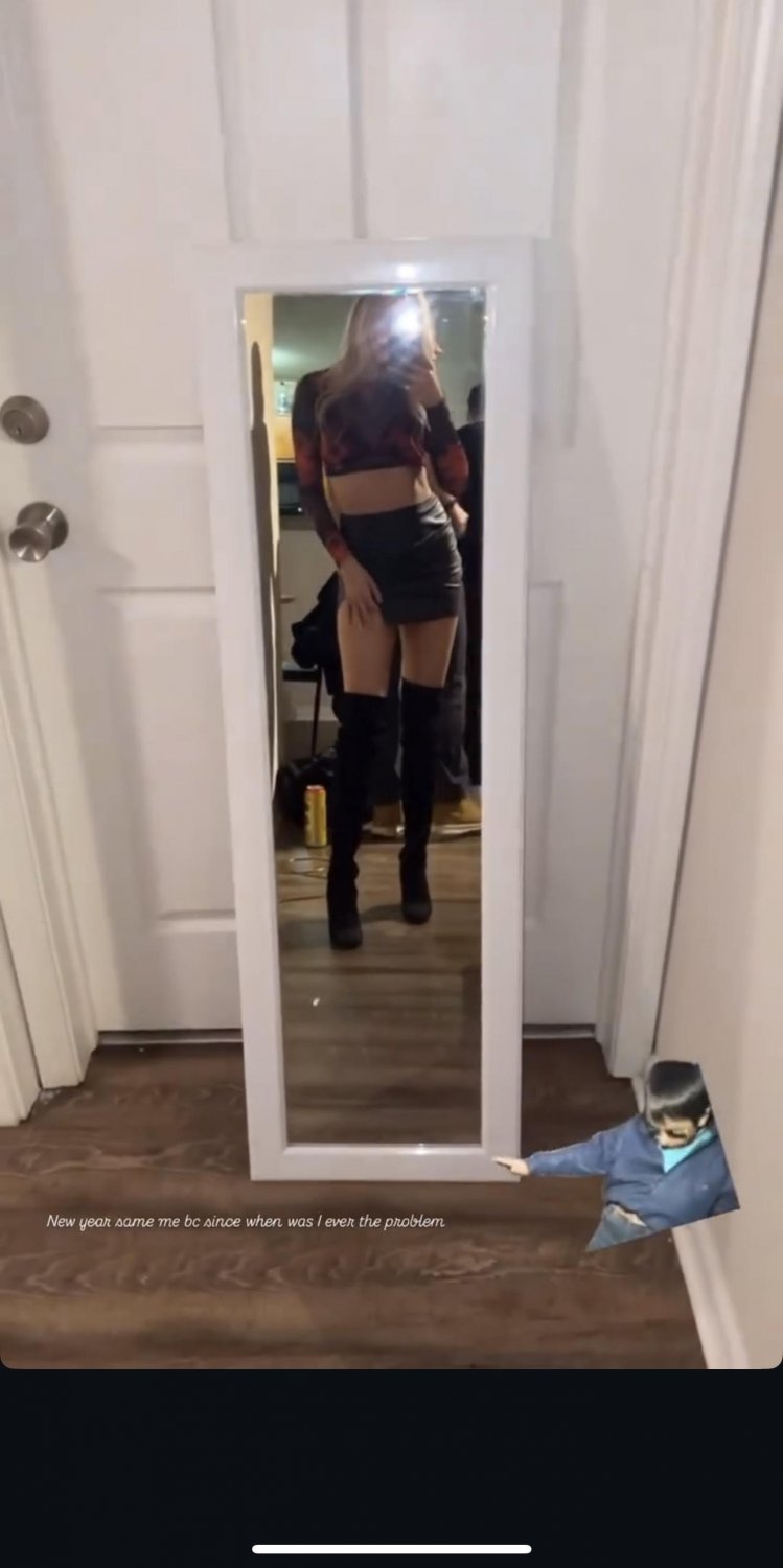 Sexy tight blonde loves to suck cock #qMHlzsLS