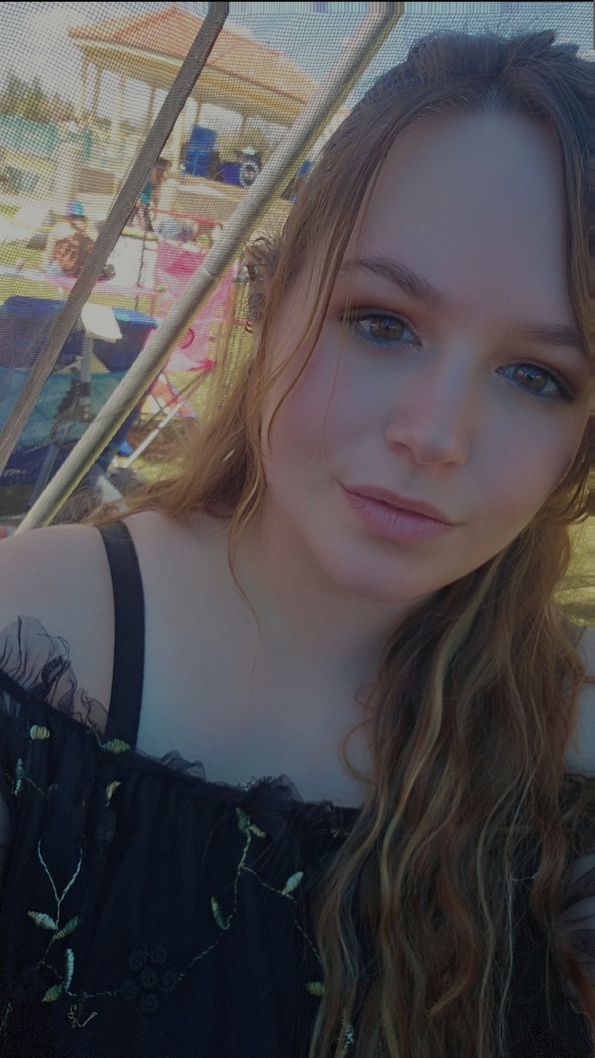 Thick slut Lilly #RZLlFud3