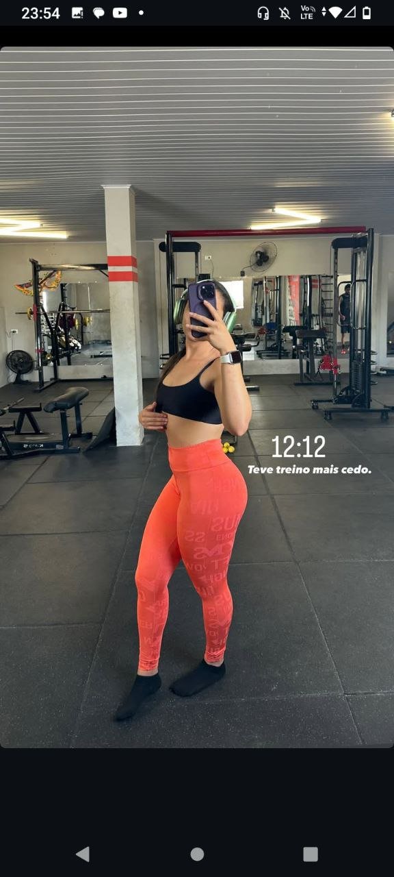 Evelyn se vc soubesse o tanto de tesão que tenho em vc não postava foto se exibindo assim 🤤🤤🤤🤤🤤 #A30LUqhU