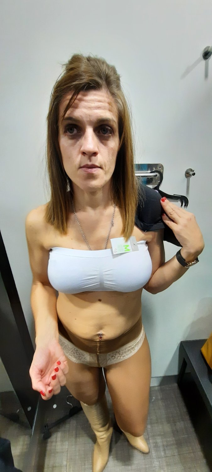 Mature Slut Wife PAWG Andrea #NhQN05vx